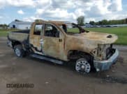 ✅ 2022 Chevrolet Silverado 2500HD • VIN: 1GC2YPEYXNF301095 • Lot: 84425725. Wystawiony na Copart z przebiegiem Nie podano. Bezpłatny archiwum sprzedaży aukcyjnych z USA i szczegółowy raport historii pojazdu na DreamBid. Zdjęcie 4.