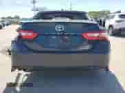 2020 Toyota Camry Hybrid SE z VIN 4T1J31AK4LU014915, wystawiony jako Copart lot #70604845 z przebiegiem 71 464 mil mil oraz Szkoda całkowita • Salvage title. Historia ofert i sprzedaży dostępna na DreamBid. Obrazek 6.