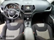 ✅ 2014 Jeep Cherokee Sport • VIN: 1C4PJMAB1EW166342 • Lot: 82476645. Listed on Copart with 118,722 mi. Free auction sales archive from the USA and detailed vehicle history report at DreamBid. Image 8.