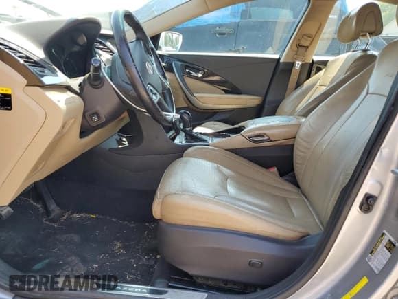 ✅ 2015 Hyundai Azera • VIN: KMHFG4JG8FA446887 • Lot: 81228745. Listed on Copart with 164,148 mi. Free auction sales archive from the USA and detailed vehicle history report at DreamBid. Image 7.