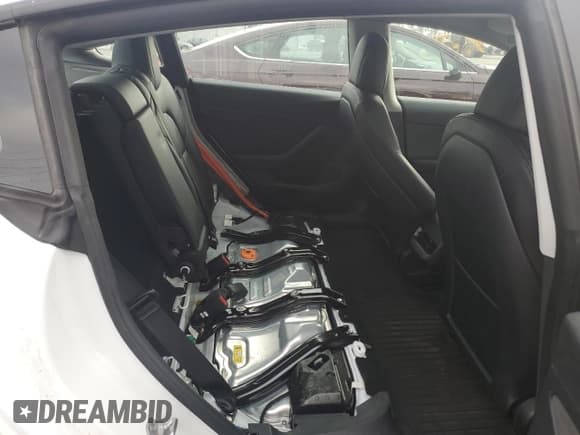 ✅ 2022 Tesla Model 3 Long Range • VIN: 5YJ3E1EB5NF259672 • Lot: 90936105. Wystawiony na Copart z przebiegiem 55 319 mil. Bezpłatny archiwum sprzedaży aukcyjnych z USA i szczegółowy raport historii pojazdu na DreamBid. Zdjęcie 10.