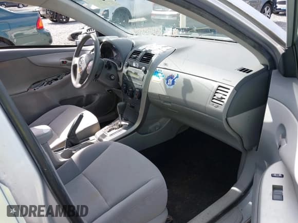 ✅ 2010 Toyota Corolla • VIN: JTDBU4EEXAJ074353 • Lot: 42388624. Listed on IAAI with 198,270 mi. Free auction sales archive from the USA and detailed vehicle history report at DreamBid. Image 5.