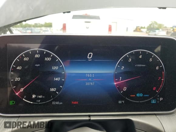 ✅ 2022 Mercedes-Benz C 300 • VIN: W1KAF4HBXNR017879 • Lot: 56323764. Listed on Copart with 30,767 mi. Free auction sales archive from the USA and detailed vehicle history report at DreamBid. Image 9.