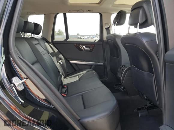 ✅ 2013 Mercedes-Benz GLK 350 • VIN: WDCGG5HB4DG011832 • Lot: 60546525. Wystawiony na Copart z przebiegiem 163 229 mil. Bezpłatny archiwum sprzedaży aukcyjnych z USA i szczegółowy raport historii pojazdu na DreamBid. Zdjęcie 11.