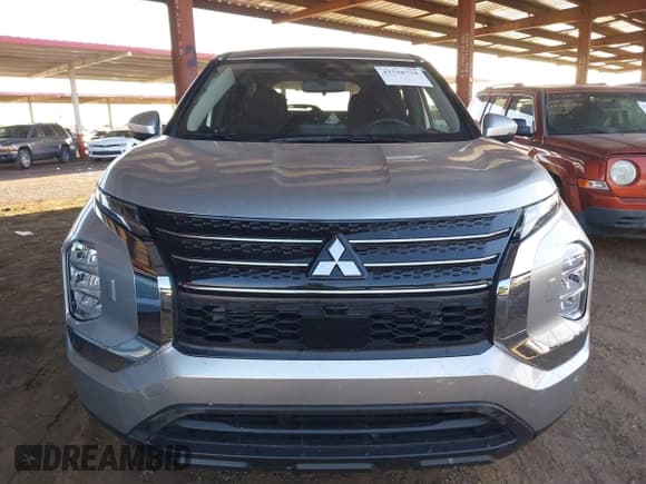 ✅ 2024 Mitsubishi Outlander ES • VIN: JA4J4UA82RZ062670 • Лот: 42558738. Опубликован ранее на IAAI с пробегом 15 343 миль. Бесплатный доступ к архиву аукционных продаж из США и подробный отчёт об истории автомобиля на DreamBid. Изображение 12.