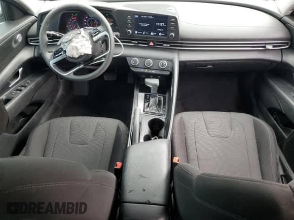 2022 Hyundai Elantra SE with VIN 5NPLL4AG0NH061818, listed as a Copart auction lot 82356695 with 29,018 mi miles and Salvage title. Bid and sale history available at DreamBid. Image 8.