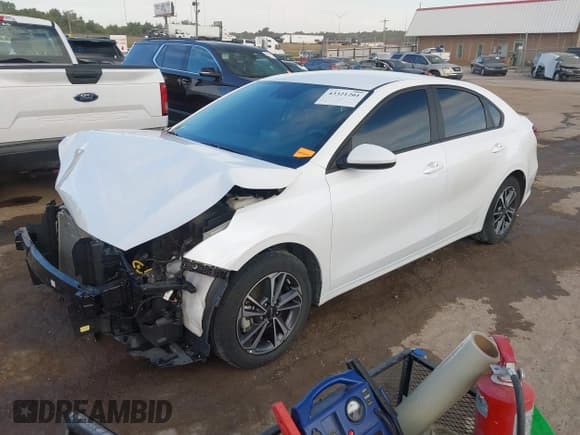 ✅ 2024 Kia Forte LXS • VIN: 3KPF24AD1RE709750 • Лот: 43321201. Опубликован ранее на IAAI с пробегом 18 256 миль. Бесплатный доступ к архиву аукционных продаж из США и подробный отчёт об истории автомобиля на DreamBid. Изображение 2.