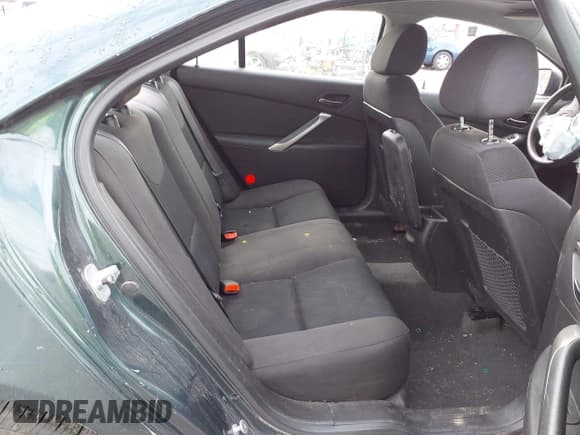 ✅ 2006 Pontiac G6 GTP • VIN: 1G2ZM551X64251219 • Lot: 43759738. Wystawiony na IAAI z przebiegiem 117 394 mil. Bezpłatny archiwum sprzedaży aukcyjnych z USA i szczegółowy raport historii pojazdu na DreamBid. Zdjęcie 8.