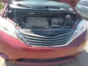 ✅ 2013 Toyota Sienna XLE AAS • VIN: 5TDYK3DC6DS329842 • Lot: 42919969. Listed on IAAI with 197,459 mi. Free auction sales archive from the USA and detailed vehicle history report at DreamBid. Image 10.