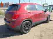 2021 Chevrolet Trax LT z VIN KL7CJLSB1MB324480, wystawiony jako IAAI lot #43222826 z przebiegiem 91 008 mil mil oraz . Historia ofert i sprzedaży dostępna na DreamBid. Obrazek 4.