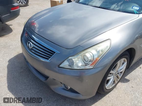 ✅ 2015 Infiniti Q40 • VIN: JN1CV6AP8FM580051 • Lot: 42671410. Wystawiony na IAAI z przebiegiem 174 324 mil. Bezpłatny archiwum sprzedaży aukcyjnych z USA i szczegółowy raport historii pojazdu na DreamBid. Zdjęcie 6.