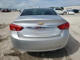 ✅ 2015 Chevrolet Impala LT • VIN: 1G1125S34FU117772 • Лот: 76477834. Опубликован ранее на Copart с пробегом 159 991 миль. Бесплатный доступ к архиву аукционных продаж из США и подробный отчёт об истории автомобиля на DreamBid. Изображение 6.