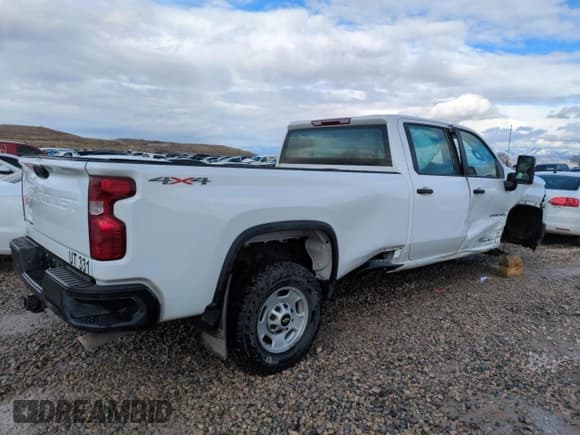 ✅ 2024 Chevrolet Silverado 2500HD Work Truck • VIN: 1GC4YLE7XRF213128 • Лот: 45315435. Опубликован ранее на Copart с пробегом 15 829 миль. Бесплатный доступ к архиву аукционных продаж из США и подробный отчёт об истории автомобиля на DreamBid. Изображение 3.
