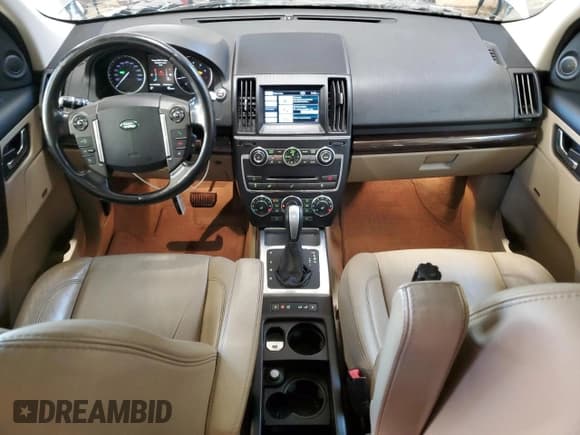 ✅ 2013 Land Rover LR2 • VIN: SALFR2BGXDH325325 • Лот: 86445455. Опубликован ранее на Copart с пробегом 178 219 миль. Бесплатный доступ к архиву аукционных продаж из США и подробный отчёт об истории автомобиля на DreamBid. Изображение 8.