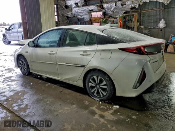 ✅ 2017 Toyota Prius Advanced • VIN: JTDKARFP1H3053752 • Lot: 95099725. Listed on Copart with 149,546 mi. Free auction sales archive from the USA and detailed vehicle history report at DreamBid. Image 2.