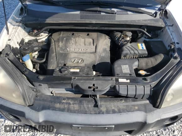 2007 Hyundai Tucson SE с VIN KM8JN72D67U641103, выставлен на аукционе Copart как лот 69625185 с пробегом 176 454 миль миль и Чистый • Clean title. История ставок и продаж доступна на DreamBid. Изображение 12.