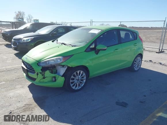 ✅ 2014 Ford Fiesta SE • VIN: 3FADP4EJ1EM123290 • Лот: 43647138. Опубликован ранее на IAAI с пробегом 182 704 миль. Бесплатный доступ к архиву аукционных продаж из США и подробный отчёт об истории автомобиля на DreamBid. Изображение 2.