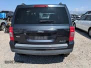 ✅ 2015 Jeep Patriot Sport • VIN: 1C4NJRBB2FD311890 • Lot: 60146005. Listed on Copart with 140,809 mi. Free auction sales archive from the USA and detailed vehicle history report at DreamBid. Image 6.