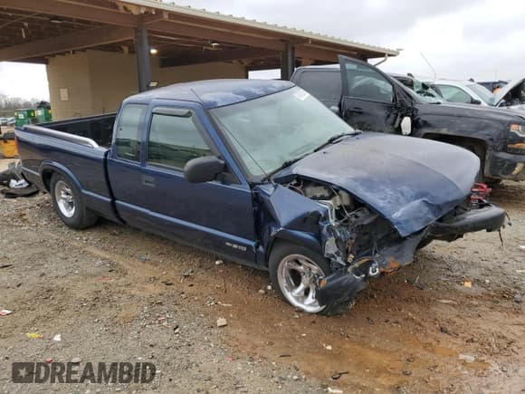 ✅ 2002 Chevrolet S-10 • VIN: 1GCCS19W628124217 • Лот: 47882955. Опубликован ранее на Copart с пробегом 38 659 миль. Бесплатный доступ к архиву аукционных продаж из США и подробный отчёт об истории автомобиля на DreamBid. Изображение 4.