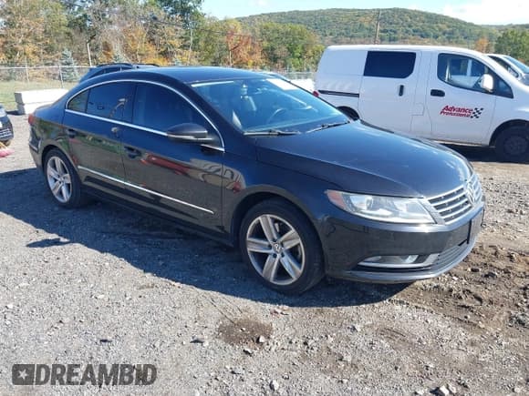 ✅ 2014 Volkswagen CC Sport • VIN: WVWBP7AN4EE504228 • Lot: 43429571. Listed on IAAI with 101,143 mi. Free auction sales archive from the USA and detailed vehicle history report at DreamBid. Image 1.
