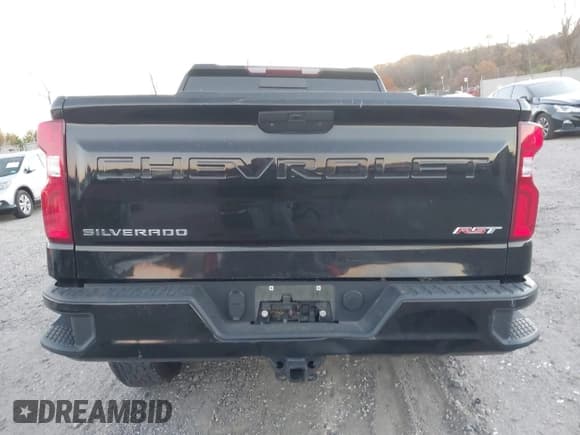 ✅ 2021 Chevrolet Silverado 1500 RST • VIN: 1GCUYEET3MZ133329 • Лот: 43637327. Опубликован ранее на IAAI с пробегом 128 498 миль. Бесплатный доступ к архиву аукционных продаж из США и подробный отчёт об истории автомобиля на DreamBid. Изображение 16.