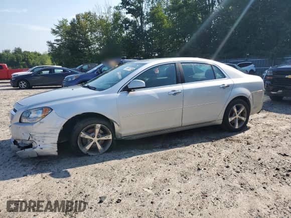 2012 Chevrolet Malibu 1LT z VIN 1G1ZC5E07CF249880, wystawiony jako Copart lot #65607104 z przebiegiem 119 888 mil mil oraz Szkoda całkowita • Salvage title. Historia ofert i sprzedaży dostępna na DreamBid. Obrazek 1.