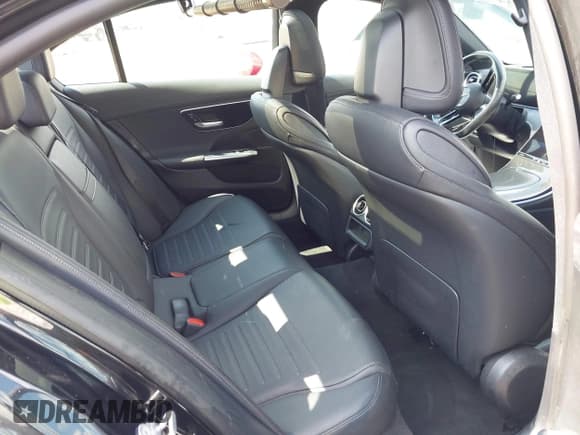 ✅ 2023 Mercedes-Benz C 300 • VIN: W1KAF4HB2PR104999 • Lot: 42926747. Wystawiony na IAAI z przebiegiem 48 851 mil. Bezpłatny archiwum sprzedaży aukcyjnych z USA i szczegółowy raport historii pojazdu na DreamBid. Zdjęcie 8.