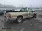 2004 Chevrolet Silverado 1500 LS z VIN 1GCEC14T74E115825, wystawiony jako Copart lot #88708185 z przebiegiem Nie podano mil oraz Szkoda całkowita • Salvage title. Historia ofert i sprzedaży dostępna na DreamBid. Obrazek 3.
