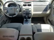 ✅ 2008 Ford Escape XLT • VIN: 1FMCU93148KB47296 • Лот: 58793065. Опубликован ранее на Copart с пробегом 116 218 миль. Бесплатный доступ к архиву аукционных продаж из США и подробный отчёт об истории автомобиля на DreamBid. Изображение 8.