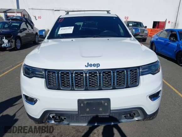 2018 Jeep Grand Cherokee Sterling z VIN 1C4RJFBGXJC267146, wystawiony jako IAAI lot #43411533 z przebiegiem 58 843 mil mil oraz . Historia ofert i sprzedaży dostępna na DreamBid. Obrazek 12.