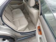 ✅ 2000 Lexus ES 300 • VIN: JT8BF28G4Y5094384 • Lot: 43322210. Listed on IAAI with 176,678 mi. Free auction sales archive from the USA and detailed vehicle history report at DreamBid. Image 8.