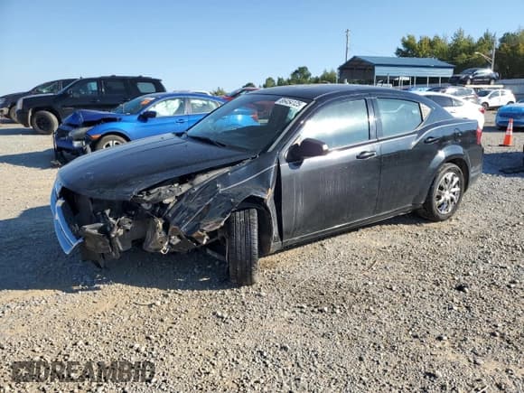 ✅ 2014 Dodge Avenger SE • VIN: 1C3CDZAB9EN126829 • Lot: 86454125. Wystawiony na Copart z przebiegiem 172 205 mil. Bezpłatny archiwum sprzedaży aukcyjnych z USA i szczegółowy raport historii pojazdu na DreamBid. Zdjęcie 1.
