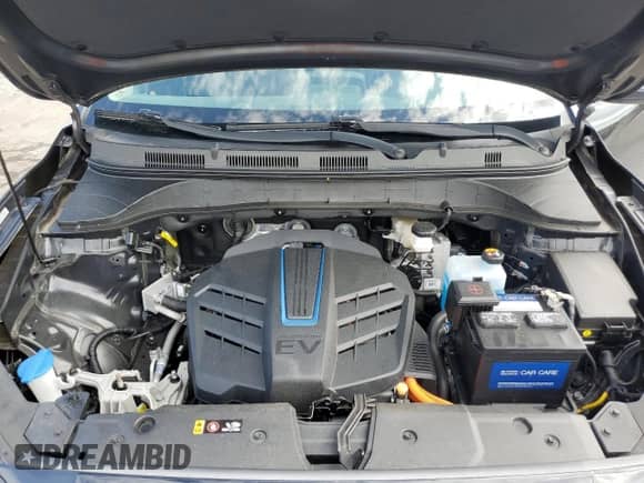 2019 Hyundai Kona SEL z VIN KM8K23AG1KU054365, wystawiony jako Copart lot #58266643 z przebiegiem 27 360 mil mil oraz . Historia ofert i sprzedaży dostępna na DreamBid. Obrazek 11.