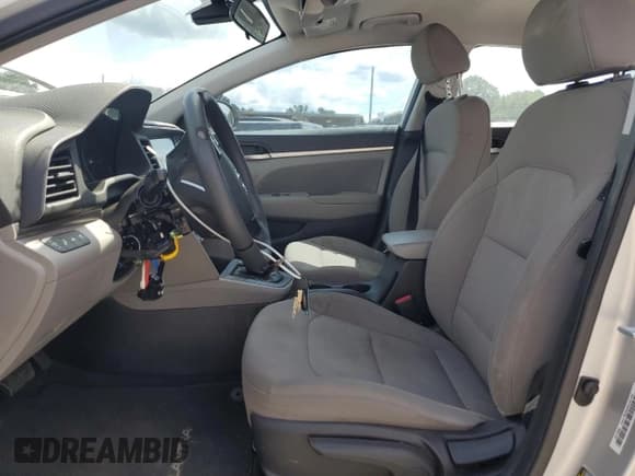 ✅ 2019 Hyundai Elantra SEL • VIN: 5NPD84LF8KH449417 • Lot: 80561945. Listed on Copart with 83,115 mi. Free auction sales archive from the USA and detailed vehicle history report at DreamBid. Image 7.