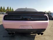 ✅ 2023 Dodge Challenger R/T Scat Pack • VIN: 2C3CDZFJ4PH645119 • Lot: 84010515. Wystawiony na Copart z przebiegiem 22 822 mil. Bezpłatny archiwum sprzedaży aukcyjnych z USA i szczegółowy raport historii pojazdu na DreamBid. Zdjęcie 6.