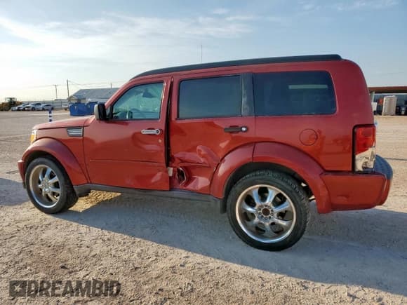 ✅ 2008 Dodge Nitro SLT • VIN: 1D8GT58K68W164520 • Lot: 68447875. Wystawiony na Copart z przebiegiem 123 385 mil. Bezpłatny archiwum sprzedaży aukcyjnych z USA i szczegółowy raport historii pojazdu na DreamBid. Zdjęcie 2.