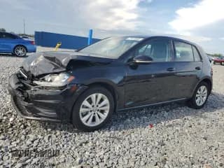 ✅ 2021 Volkswagen Golf TSI • VIN: 3VWG57AU6MM005858 • Lot: 71415505. Wystawiony na Copart z przebiegiem 75 686 mil. Bezpłatny archiwum sprzedaży aukcyjnych z USA i szczegółowy raport historii pojazdu na DreamBid. Zdjęcie 1.