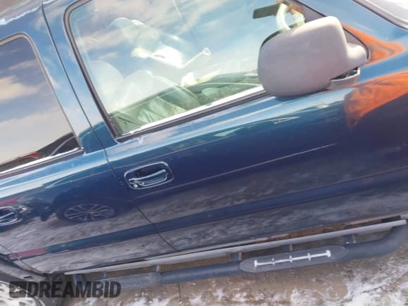 ✅ 2002 Chevrolet Suburban LS • VIN: 3GNFK16Z02G314060 • Лот: 41375407. Опубликован ранее на IAAI с пробегом Не указан. Бесплатный доступ к архиву аукционных продаж из США и подробный отчёт об истории автомобиля на DreamBid. Изображение 12.