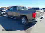 2015 Chevrolet Silverado 1500 LT z VIN 1GCVKREH4FZ272252, wystawiony jako IAAI lot #43392960 z przebiegiem 204 810 mil mil oraz . Historia ofert i sprzedaży dostępna na DreamBid. Obrazek 3.