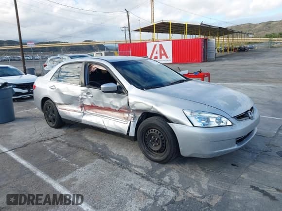 ✅ 2005 Honda Accord LX • VIN: 1HGCM56495A068356 • Lot: 43752200. Wystawiony na IAAI z przebiegiem 252 102 mil. Bezpłatny archiwum sprzedaży aukcyjnych z USA i szczegółowy raport historii pojazdu na DreamBid. Zdjęcie 1.