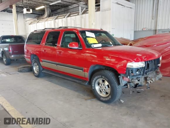 ✅ 2002 Chevrolet Suburban LT • VIN: 1GNFK16Z02J287232 • Lot: 42393349. Listed on IAAI with 221,800 mi. Free auction sales archive from the USA and detailed vehicle history report at DreamBid. Image 1.