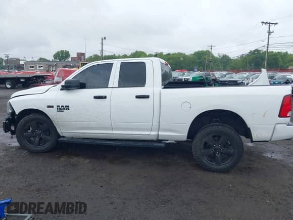 2019 Ram 1500 Tradesman with VIN 1C6RR7FT7KS626649, listed as a IAAI auction lot 42314618 with 45,728 mi miles and . Bid and sale history available at DreamBid. Image 14.