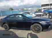 2022 Toyota Camry SE z VIN 4T1G11AK6NU053153, wystawiony jako IAAI lot #41933655 z przebiegiem 44 044 mil mil oraz . Historia ofert i sprzedaży dostępna na DreamBid. Obrazek 13.