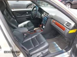 ✅ 2000 Volvo S70 • VIN: YV1LS61JXY2664155 • Lot: 42258736. Listed on IAAI with 182,586 mi. Free auction sales archive from the USA and detailed vehicle history report at DreamBid. Image 5.