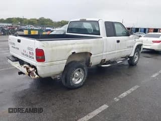 ✅ 2000 Dodge 1500 • VIN: 1B7HF13Z8YJ169237 • Lot: 43505399. Listed on IAAI with 126,997 mi. Free auction sales archive from the USA and detailed vehicle history report at DreamBid. Image 4.
