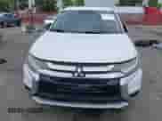 2016 Mitsubishi Outlander SE z VIN JA4AZ3A31GZ015790, wystawiony jako IAAI lot #42131804 z przebiegiem 298 900 mil mil oraz . Historia ofert i sprzedaży dostępna na DreamBid. Obrazek 6.