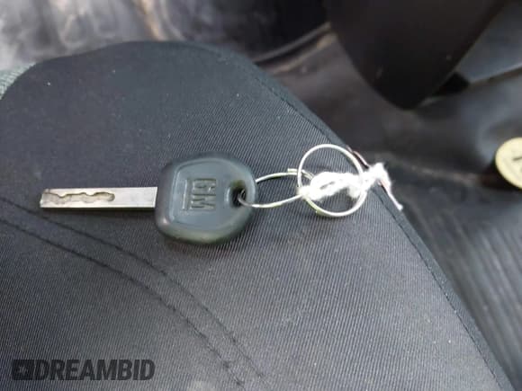 ✅ 2020 Chevrolet Express Cargo • VIN: 1GCWGAFG5L1165718 • Lot: 43918806. Wystawiony na IAAI z przebiegiem 149 603 mil. Bezpłatny archiwum sprzedaży aukcyjnych z USA i szczegółowy raport historii pojazdu na DreamBid. Zdjęcie 11.