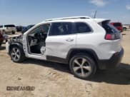 ✅ 2019 Jeep Cherokee Limited • VIN: 1C4PJLDB5KD195890 • Lot: 53978045. Wystawiony na Copart z przebiegiem 102 690 mil. Bezpłatny archiwum sprzedaży aukcyjnych z USA i szczegółowy raport historii pojazdu na DreamBid. Zdjęcie 2.