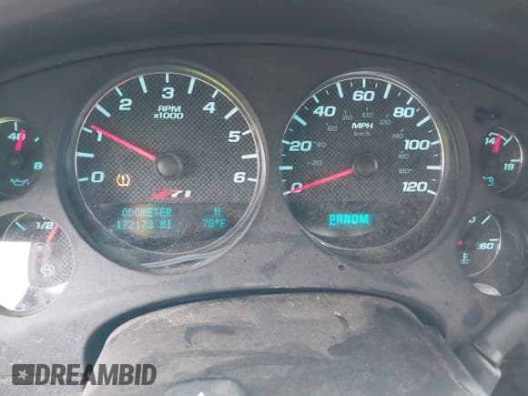 ✅ 2013 GMC Sierra 1500 SLT • VIN: 3GTP2WE78DG340855 • Lot: 43004859. Listed on IAAI with 172,173 mi. Free auction sales archive from the USA and detailed vehicle history report at DreamBid. Image 7.