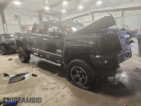 ✅ 2015 Chevrolet Silverado 2500HD High Country • VIN: 1GC1KXE83FF638092 • Лот: 92230045. Опубликован ранее на Copart с пробегом Не указан. Бесплатный доступ к архиву аукционных продаж из США и подробный отчёт об истории автомобиля на DreamBid. Изображение 4.